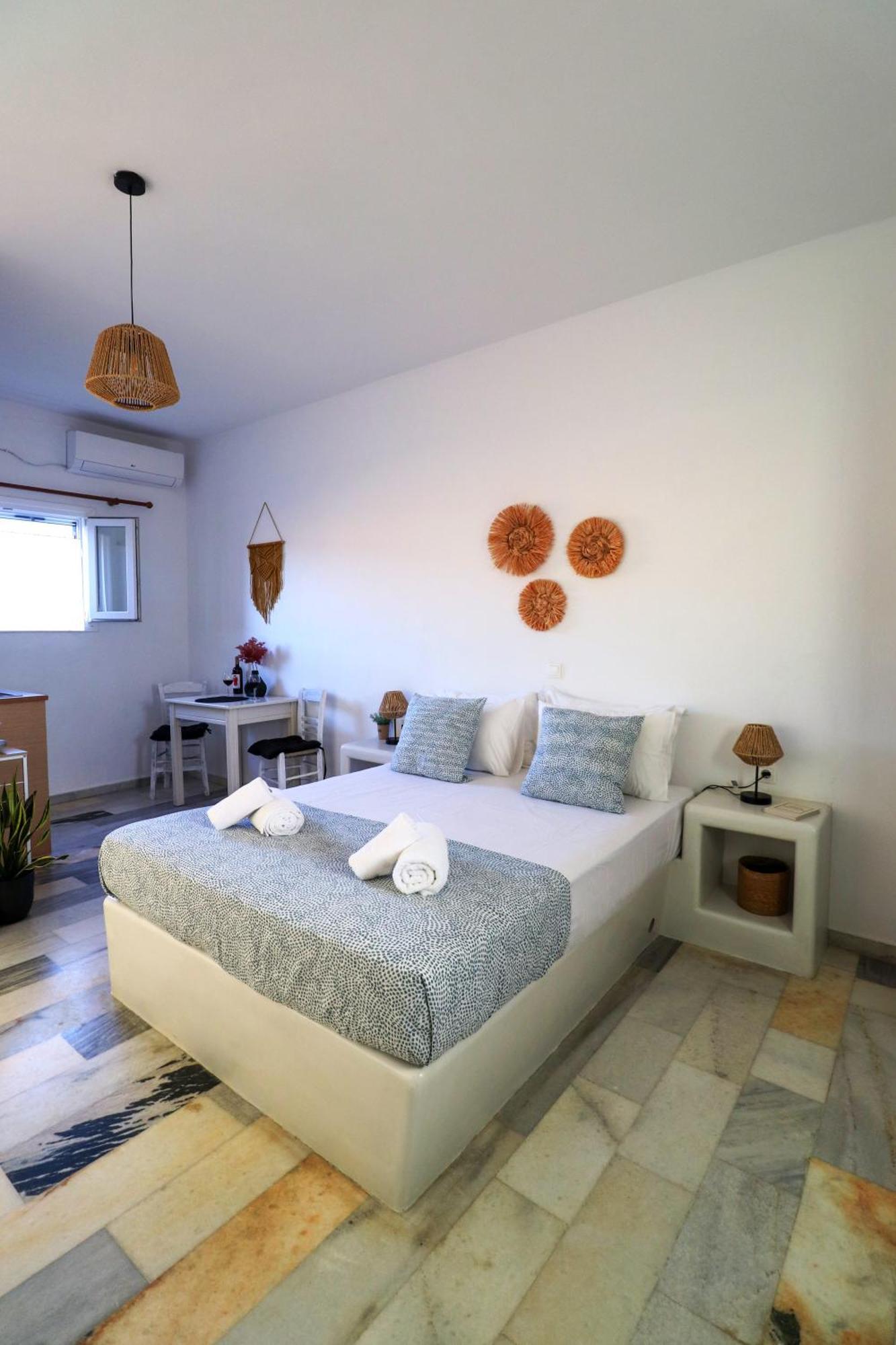 Sunny Studios Naxos Aliko Beach Eksteriør billede