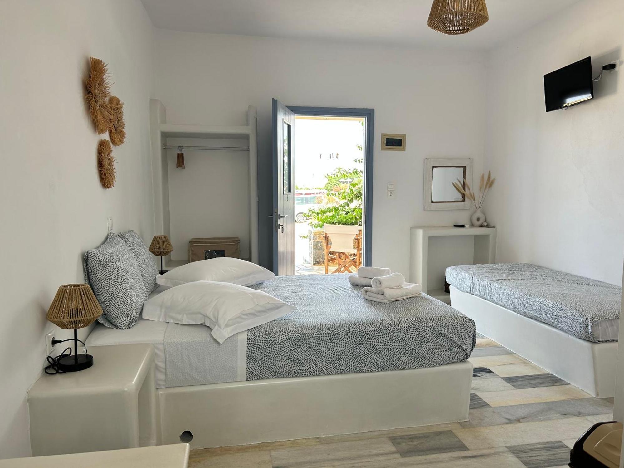 Sunny Studios Naxos Aliko Beach Eksteriør billede