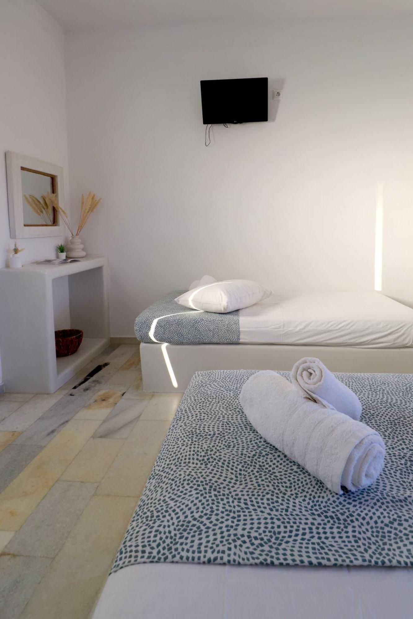 Sunny Studios Naxos Aliko Beach Eksteriør billede