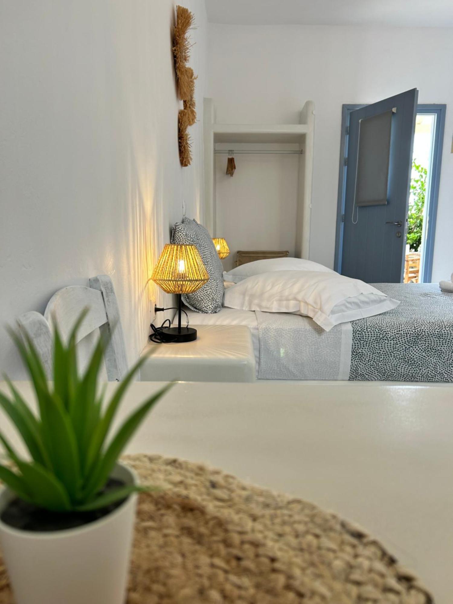 Sunny Studios Naxos Aliko Beach Eksteriør billede